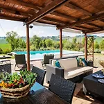 Sunny With Swimming Pool Vakantiehuis Salsomaggiore Terme