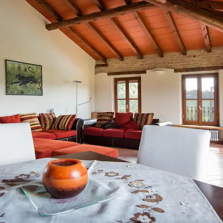 Prázdninový dům Sunny With Swimming Pool *