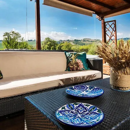 Sunny With Swimming Pool *