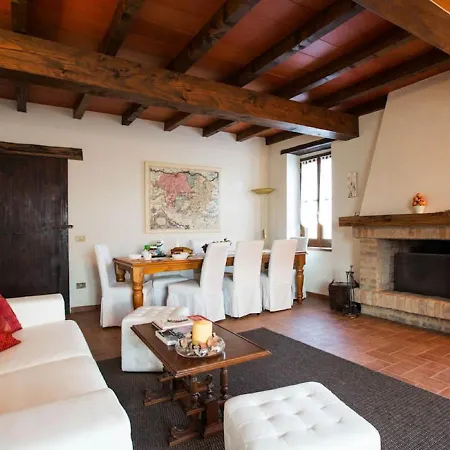 Sunny With Swimming Pool Prázdninový dům Salsomaggiore Terme